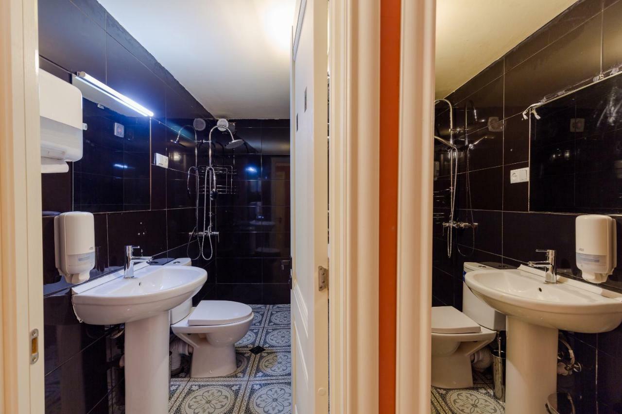 Batumi Surf Hostel المظهر الخارجي الصورة